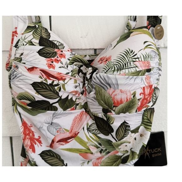 Nip Tuck Swim Women's Sz 6 One Piece Swimsuit Multifit Cup Tropical Floral Print - Picture 3 of 11